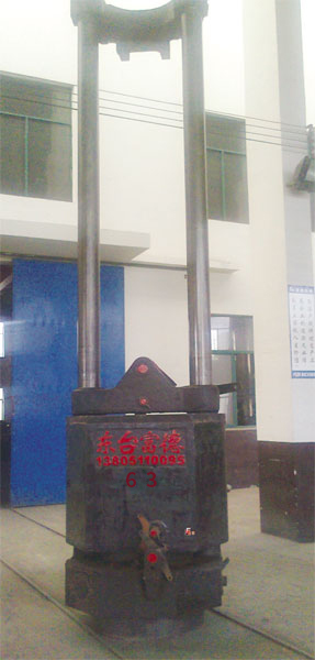 DF63型導(dǎo)桿式柴油打樁機(jī)錘